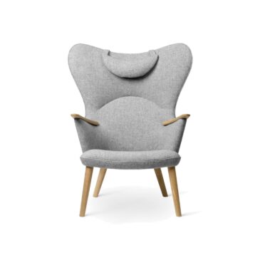 Carl Hansen & Søn CH78 MAMA BEAR lounge chair