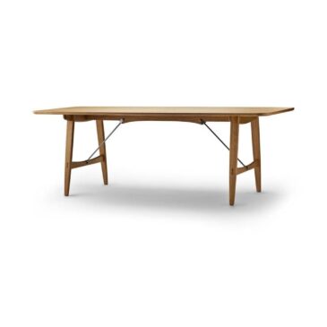 Carl Hansen & Søn BM1160 HUNTING TABLE