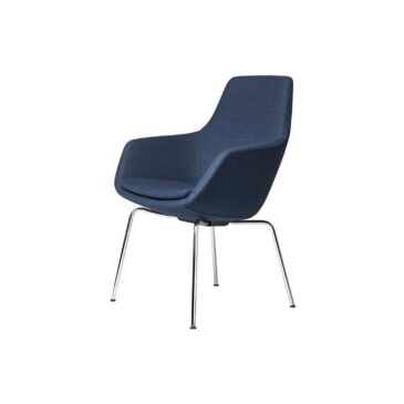 Fritz Hansen LITTLE GIRAFFE chair
